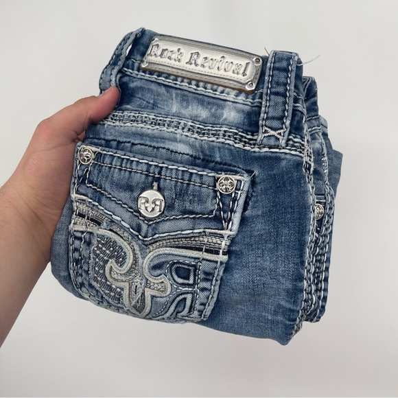 Rock Revival Jeans‎ Mid Rise Crop Womens Size 25 Blue Embellished Stretch Denim - Picture 1 of 5
